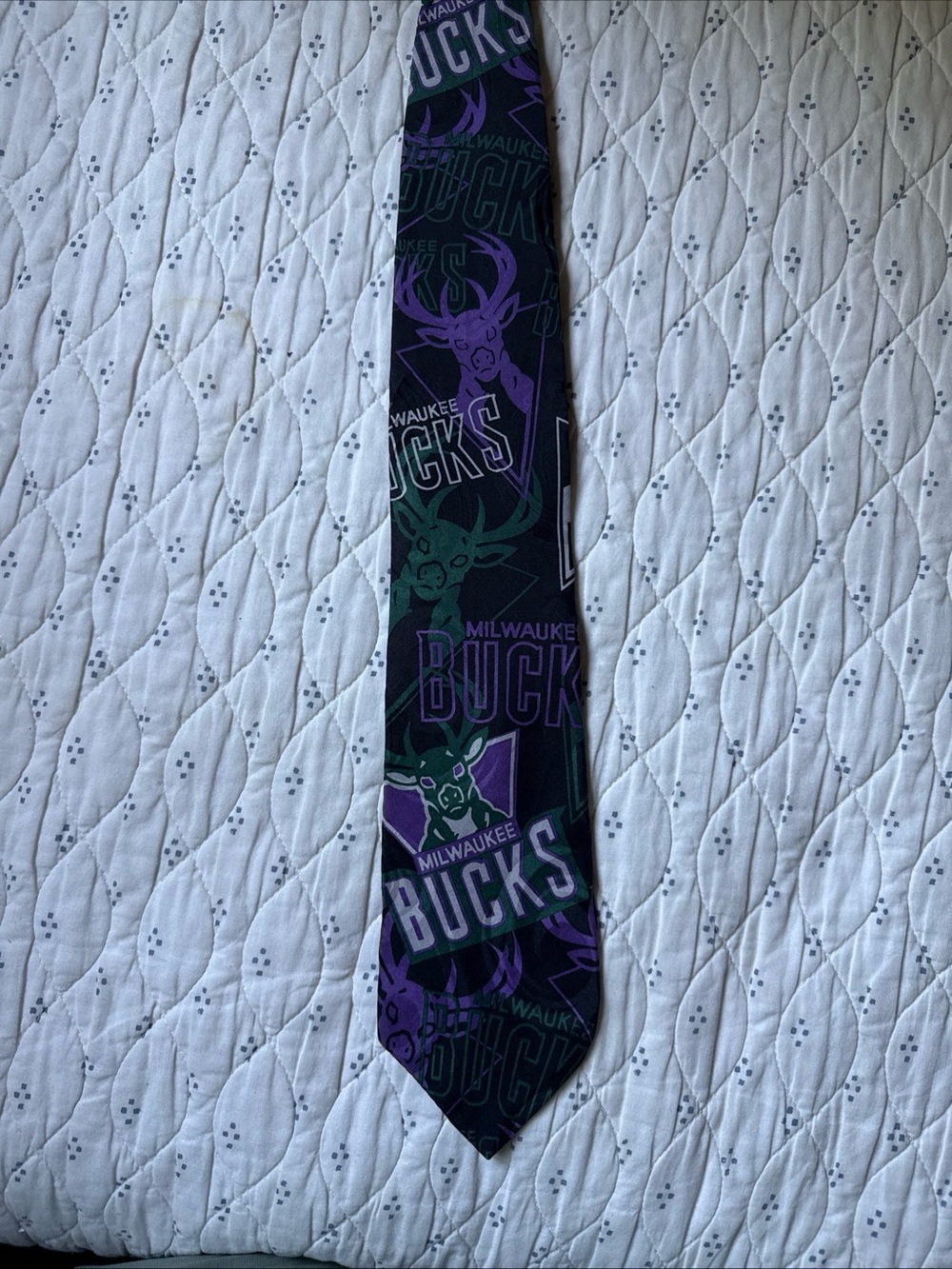 Milwaukee Bucks 100% Silk Neck Tie NBA Basketball Purple Green